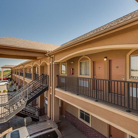 Executive Inn & Suites Cushing Exterior photo
